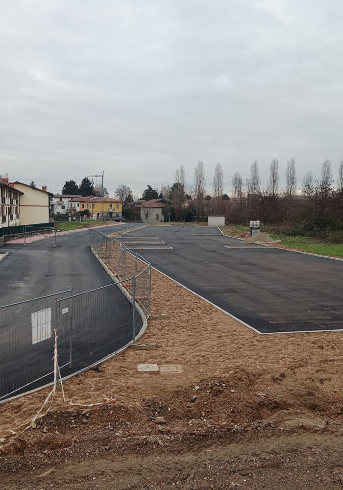 costruzione parcheggio pubblico